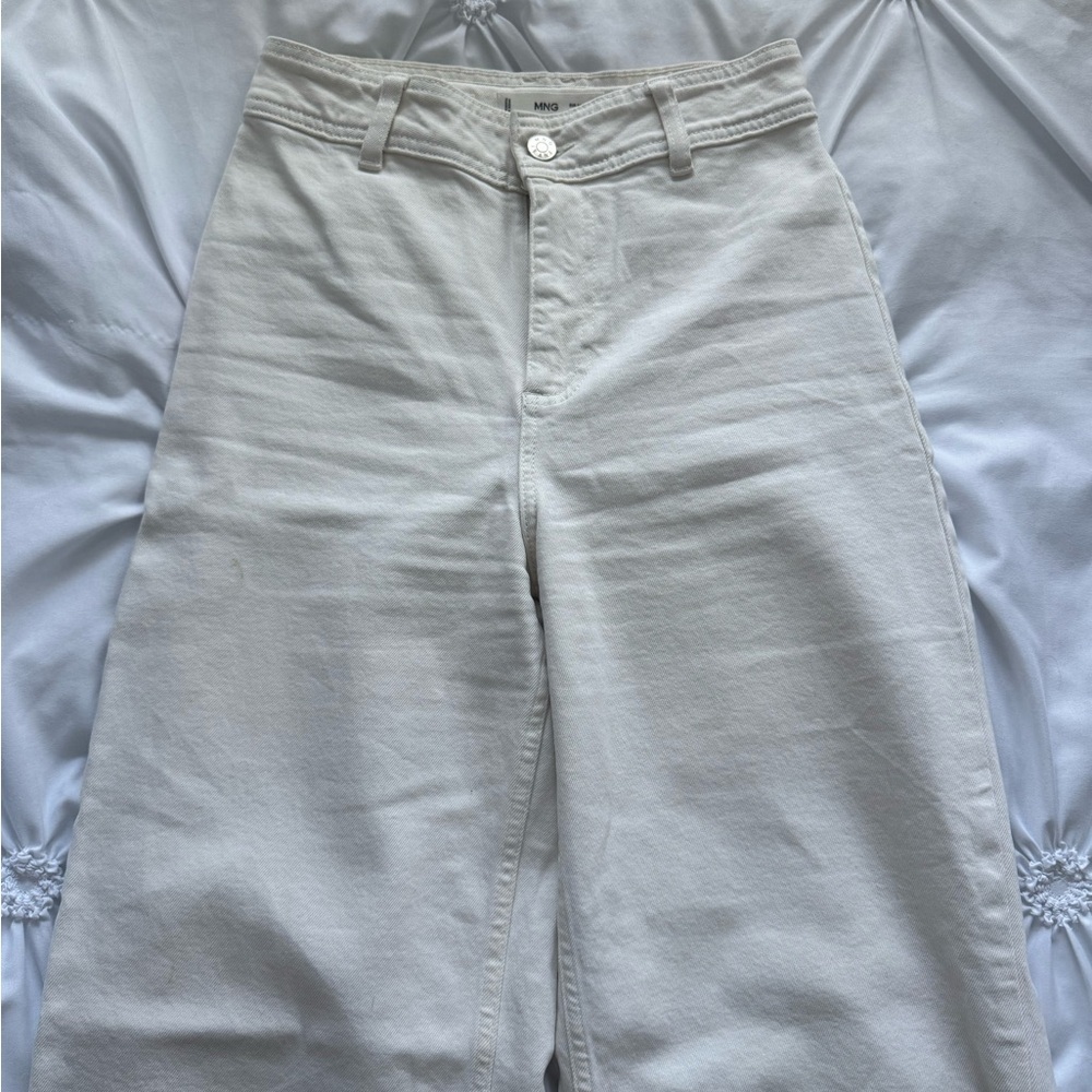 Mango Off-White High-Rise Jeans